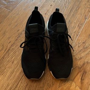 Men's 247 New Balance Shoes